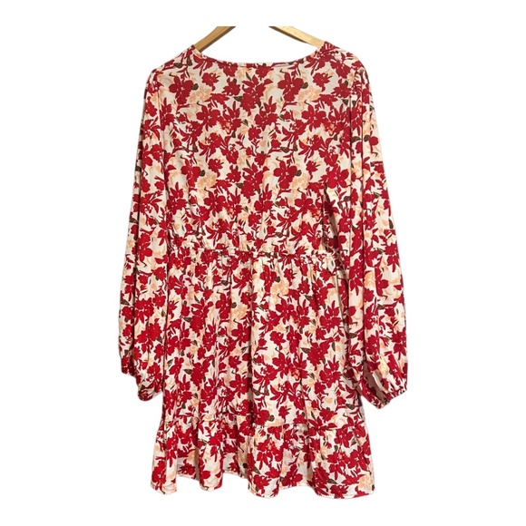 Cupshe, XL, Woman’s red floral midi dress. V-neck, balloon sleeves, empire waist - Picture 6 of 10
